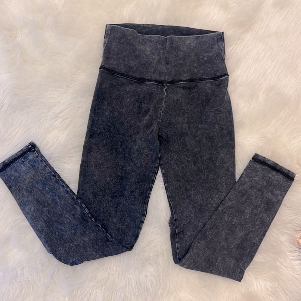 Aerie chill play move leggings size medium